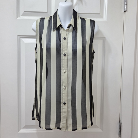 Sheer Top - Picture 1 of 6